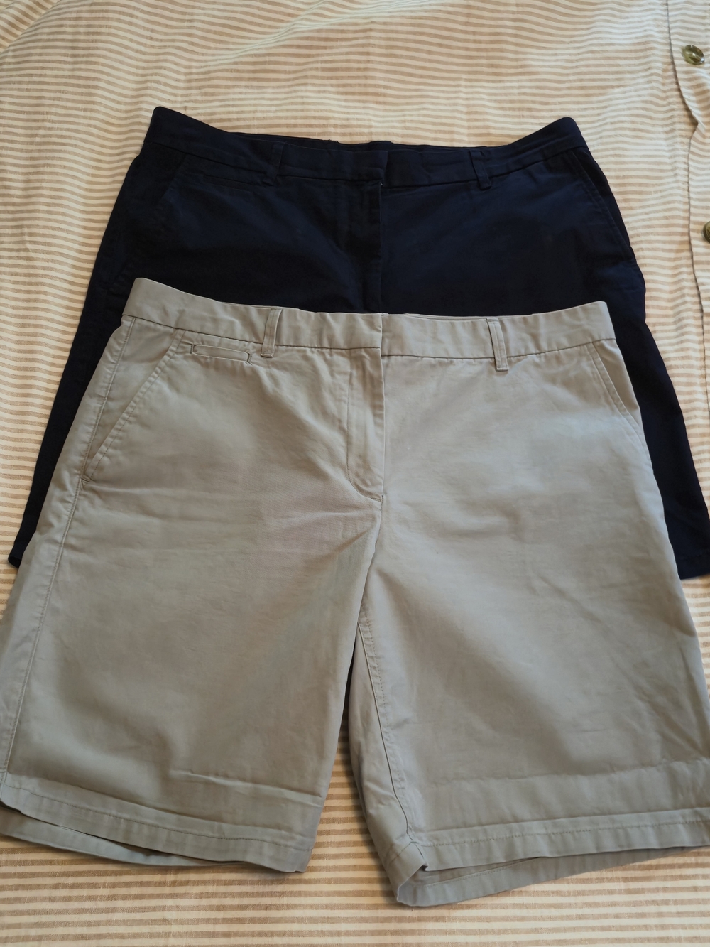 GAP Women’s Chino Bermuda Shorts